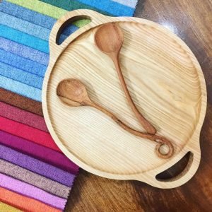 Khay gỗ tròn có quai - Kiều handmade - Size 20x28cm