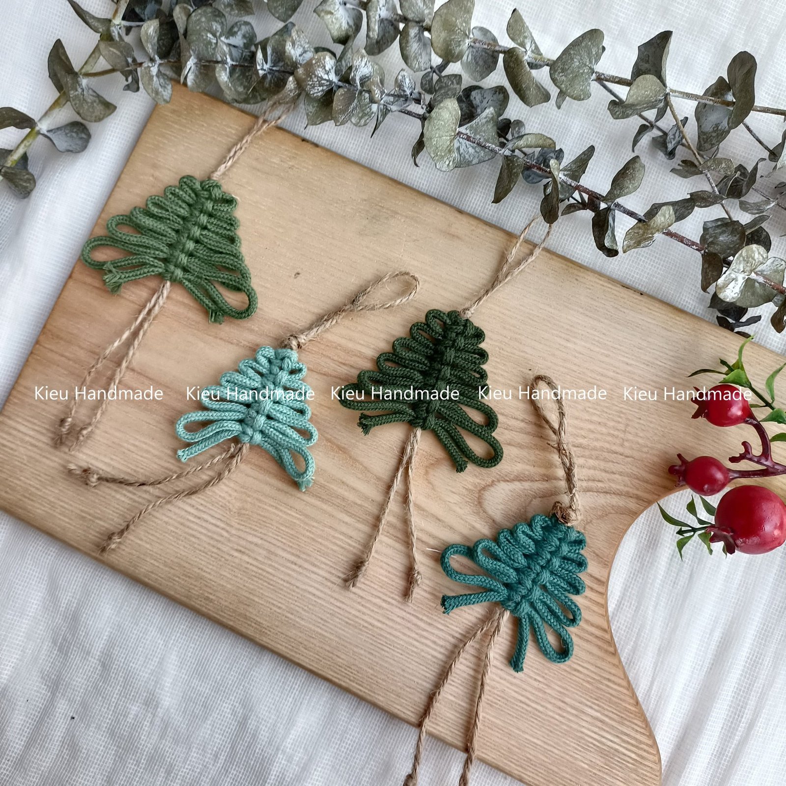 Cây thông macrame mini trang trí noel.Móc khoá macrame hình cây thông,quà tặng noel - Ảnh 10
